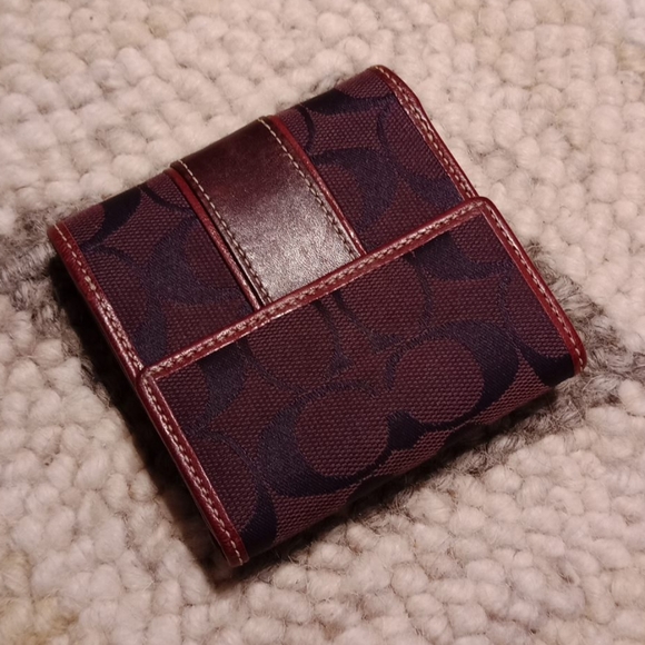 Coach wallet - Picture 2 of 13